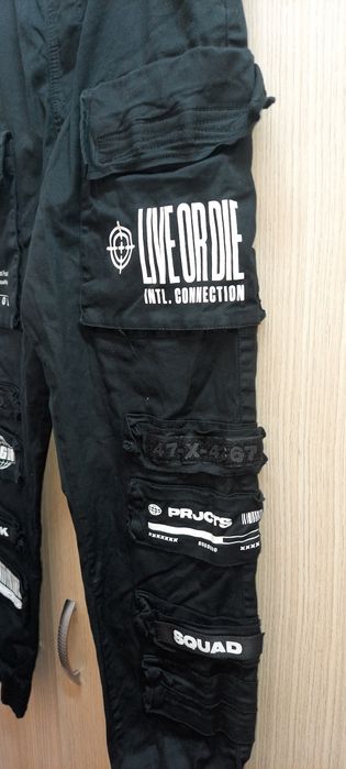 Pantaloni de drumetie