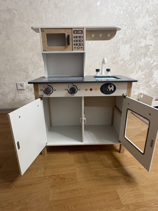 Детская кухня продам