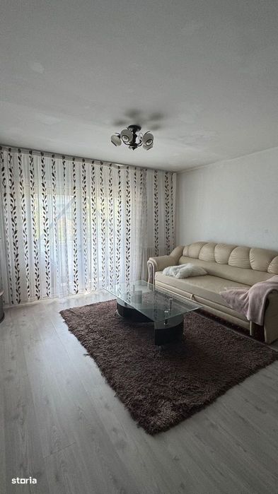 Apartament 3 camere, finisat, utilat, izolat termic, zona linistita
