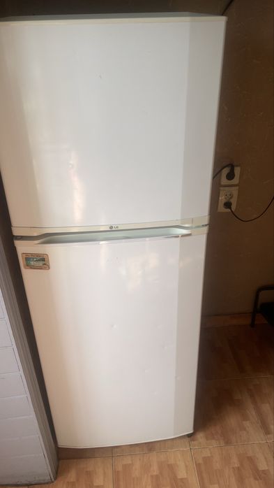 Холодильник LG GR-V252S