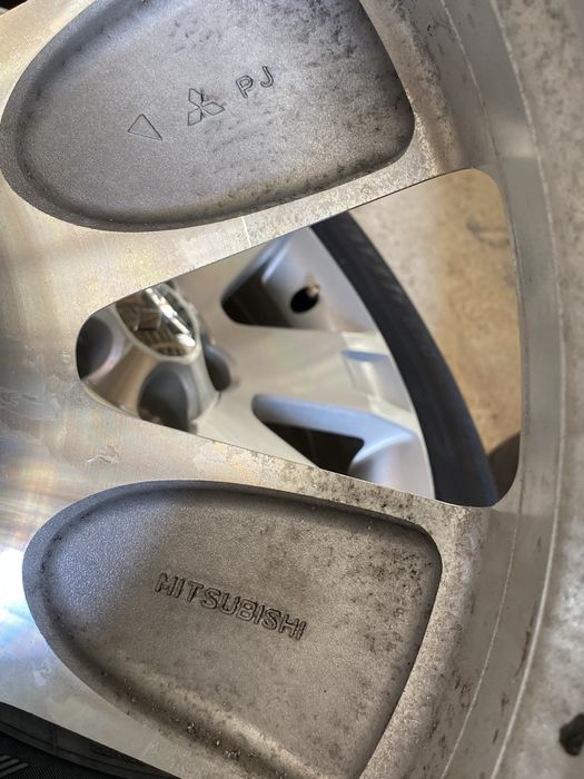 18 цола 5 х 114.3 мм Мицубиши Оутлендър , Mitsubishi Outlander