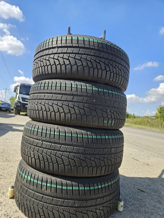 Vând anvelope iarna 225/50/17 225/50r17 HANKOOK