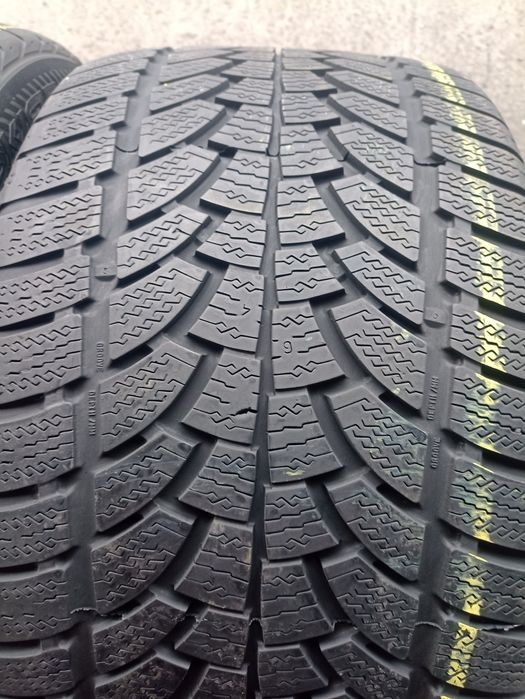 2 anvelope de iarna Nokian 295/35 R18
