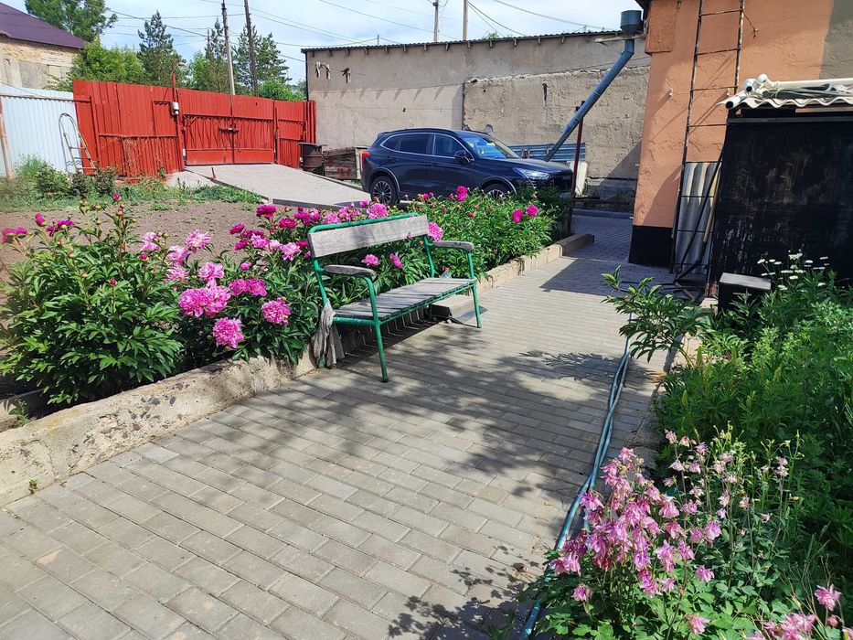 Продам дом, 4 комнаты, город, Бийский проезд