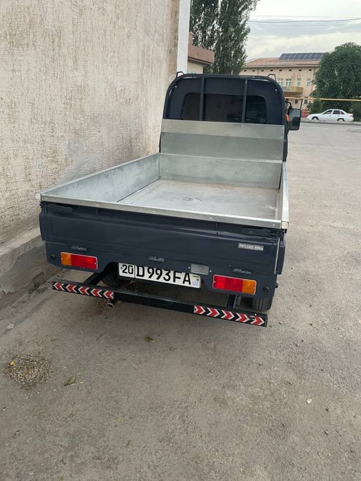 Дамас лабо сотилади