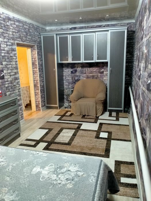 Продаётся дом, двух этажный района Хутор.