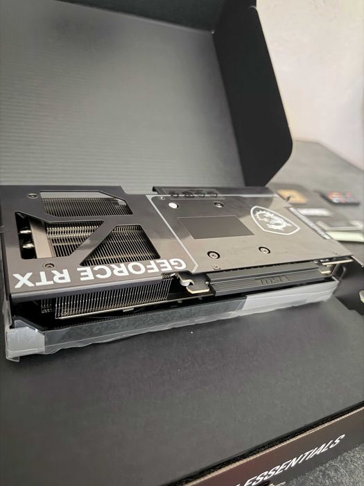 GAMING PC / Nvidia RTX 5070 / Ryzen 7 5700X / 32GB 3600MHz