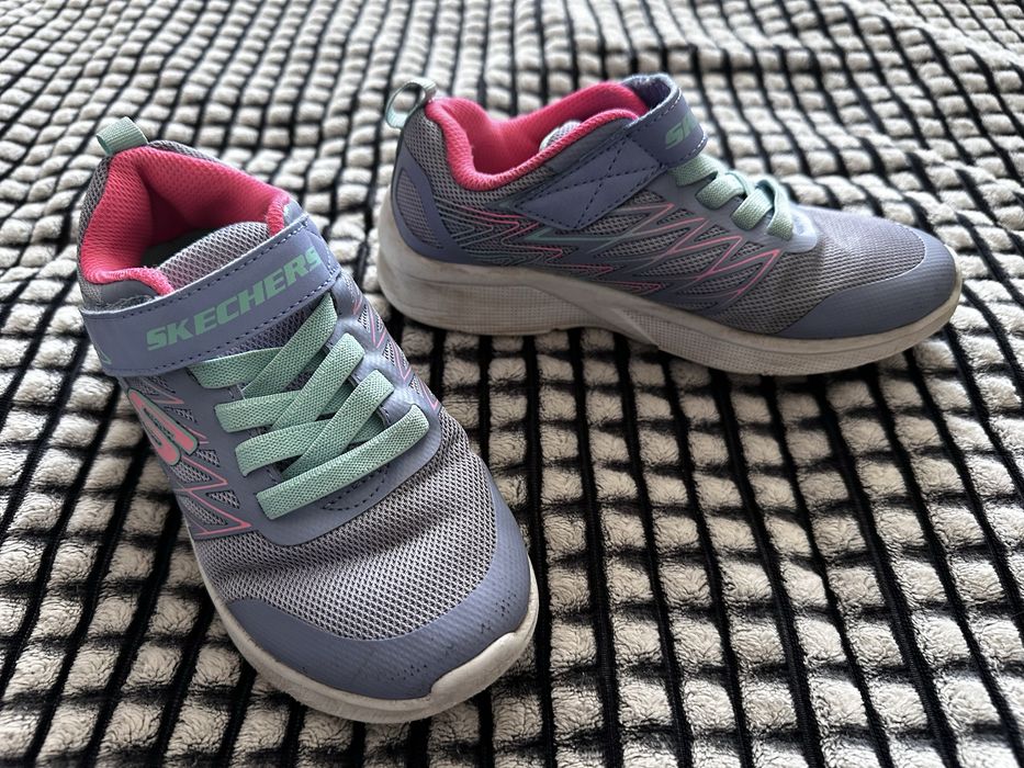 Кроссовки для девочки SKECHERS, размер 32