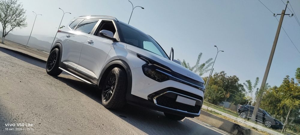 Продается KIA CARENS