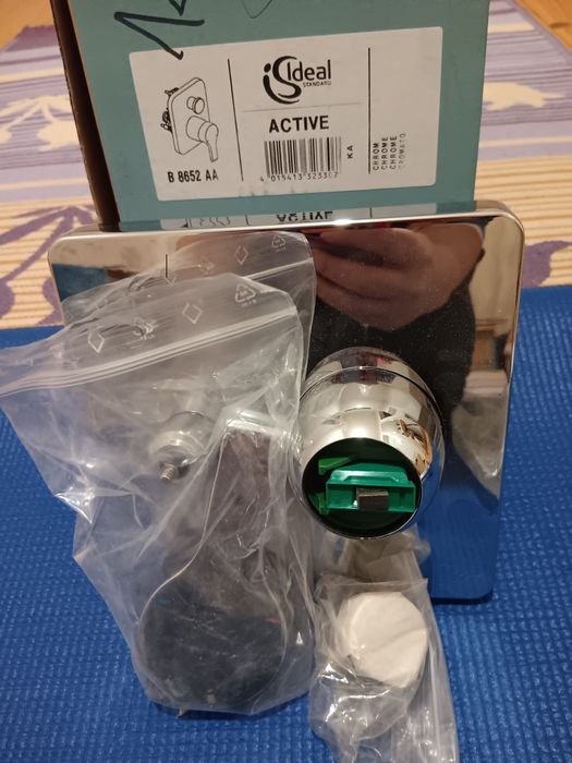 Вграден смесител за вана/душ.