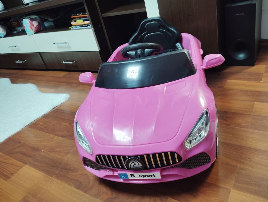 Mașinuță copii fete