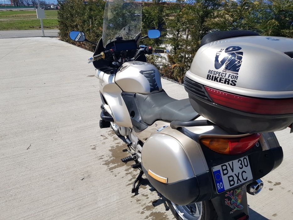 Schimb honda daunvile nt 650 v cu burgman 650  sau 400
