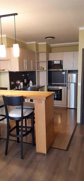 Дава се под наем Двустаен апартамент в София, Център - 56 кв.м за 375 € - Снимка #3