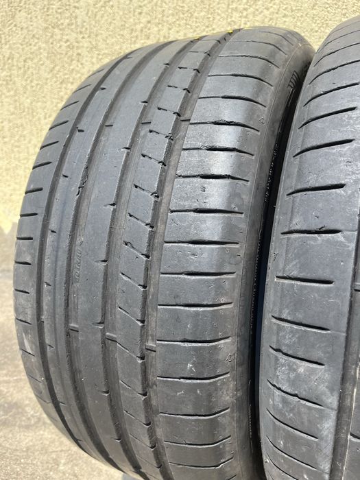 2 бр. летни гуми 245/40/18 Dunlop DOT 1622 4 mm