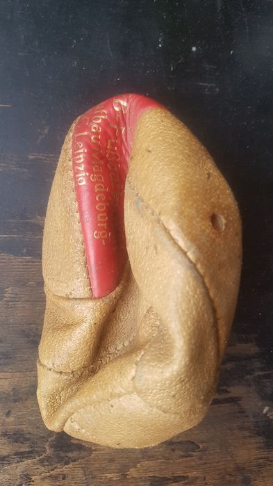 Ретро хандбална топка