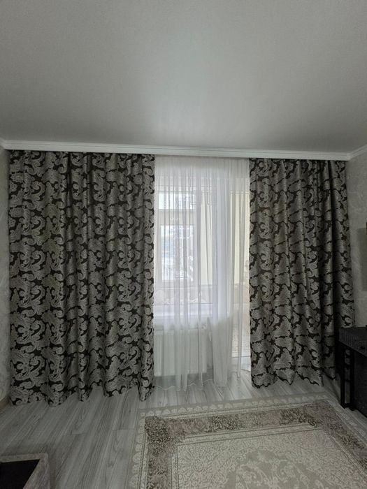 Продам шторы, очень красивые