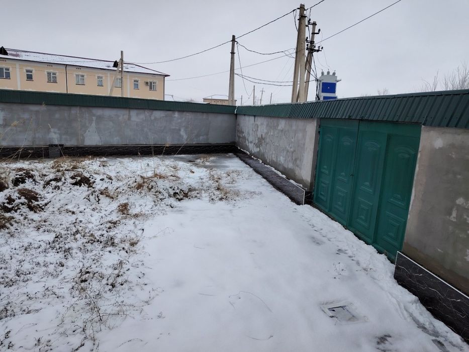 7 sotixli Xovli sotiladi