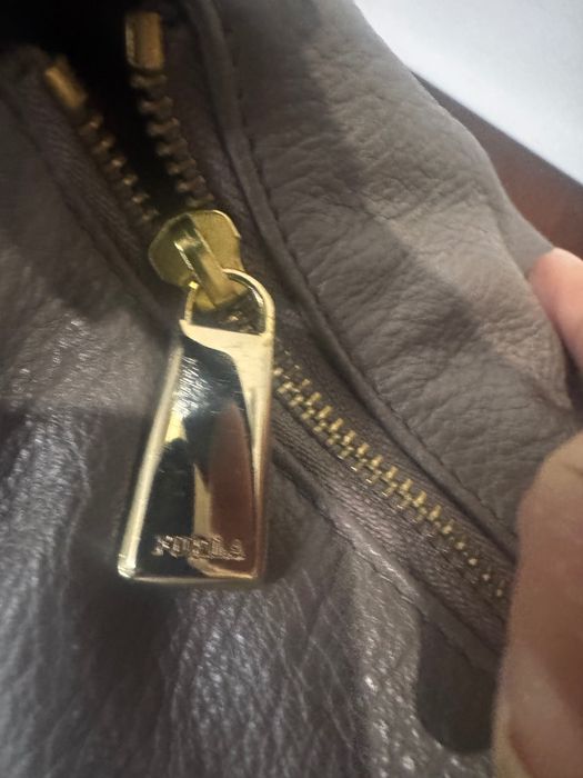 Furla естествена кожа чанта за рамо