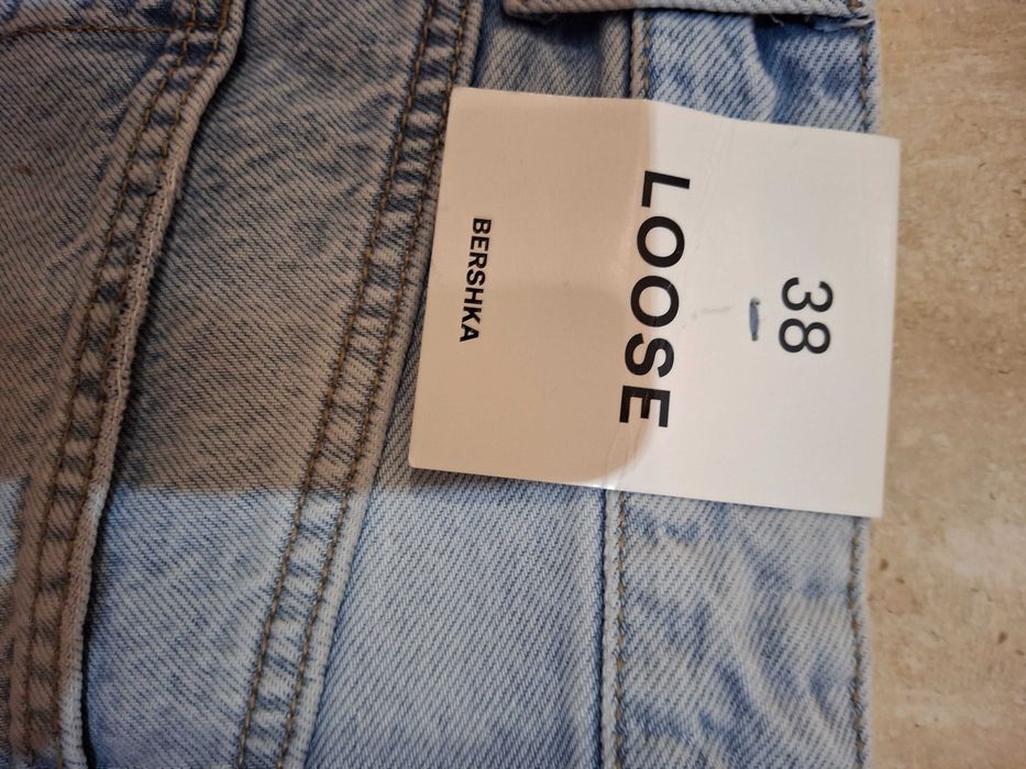 Bershka дънки нови