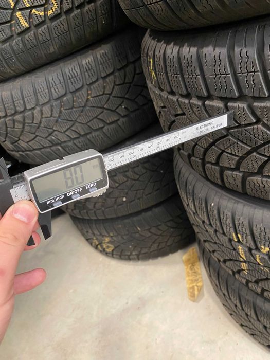 Roti iarna BMW 17" 225/45 r17