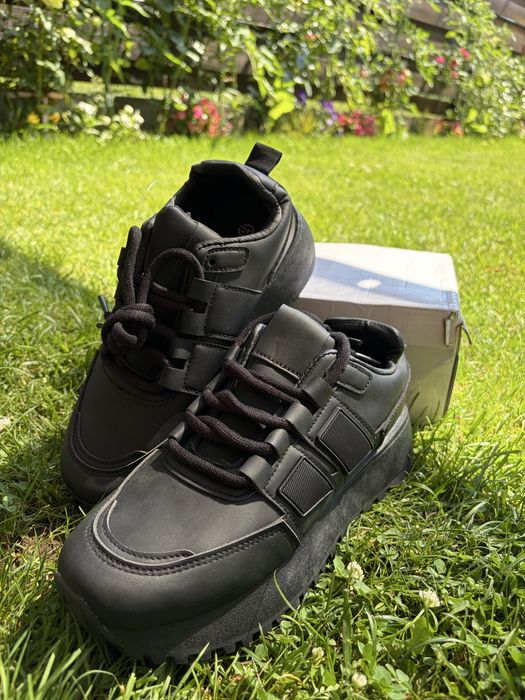 Adidași sport noi Adidas