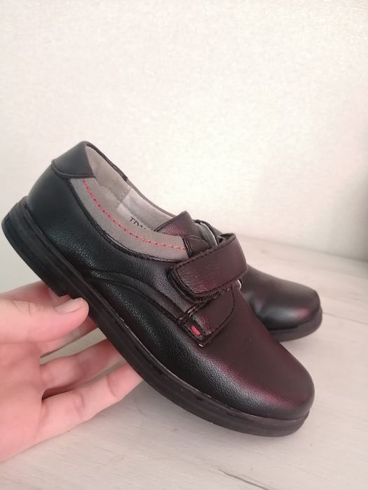 Продам Туфли для мальчика.