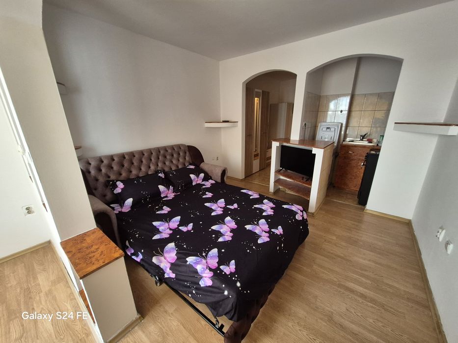 Se închiriază  garsoniera  regim hotelier