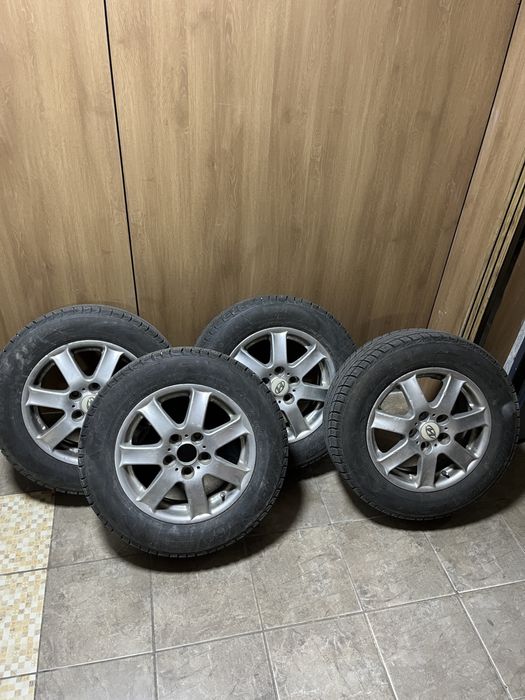 Зимние шины с дисками R15