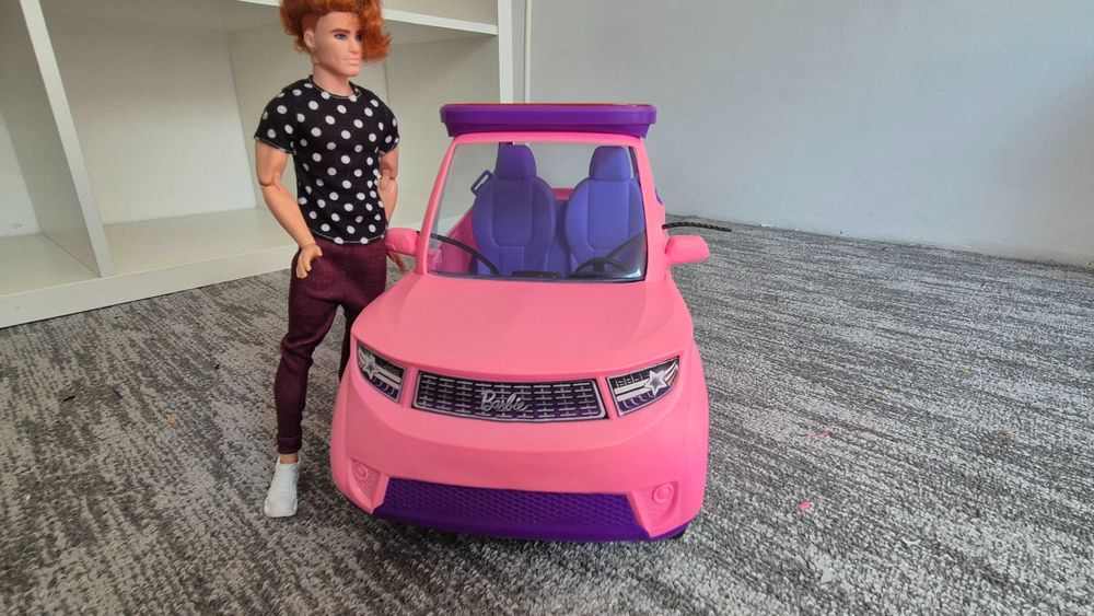 Ambulanta Barbie! Cadou Masina Barbie si 7 Carti !!!