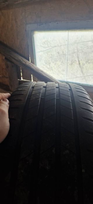 225/55r18 cauciucuri