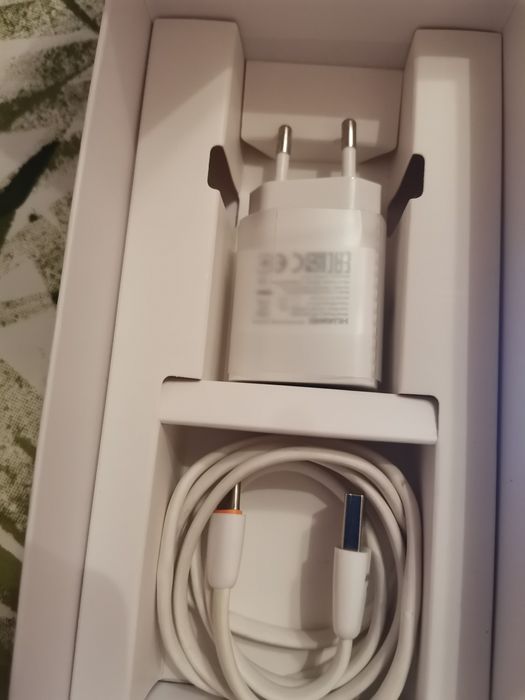 Хуавей нова 5т (Huawei Nova 5t6×128)