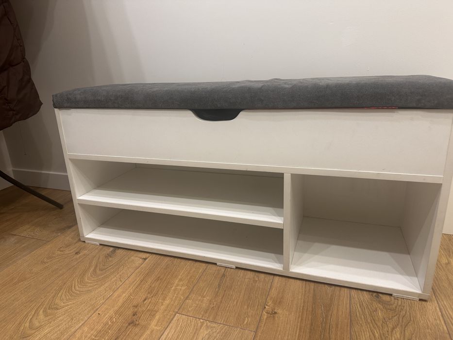 2 обувницы с сиденьем (белые, вместительные)