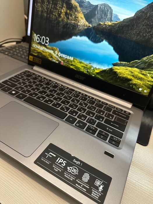 Ноутбук Aser.