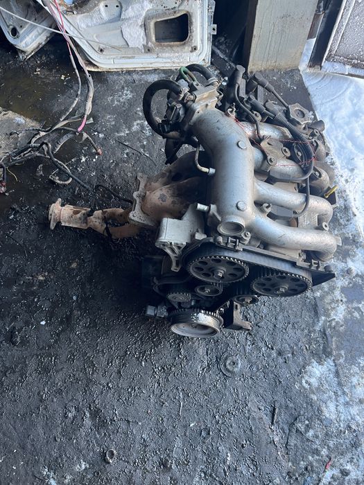 Двигатель от 2110,2110