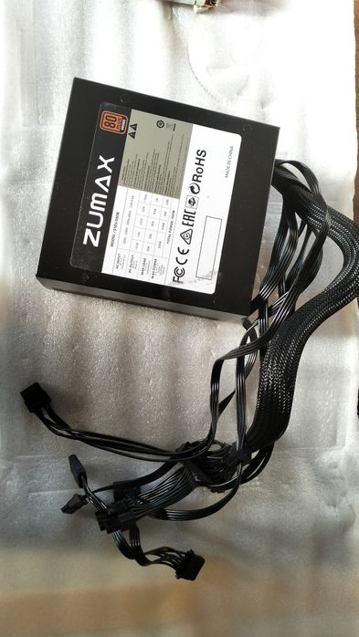 БП Zumax 550 и Deepcool DQ750