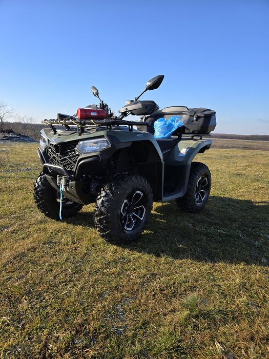 Vând cf moto x4 2023