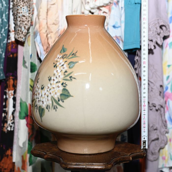 Vaze decorative de vânzare