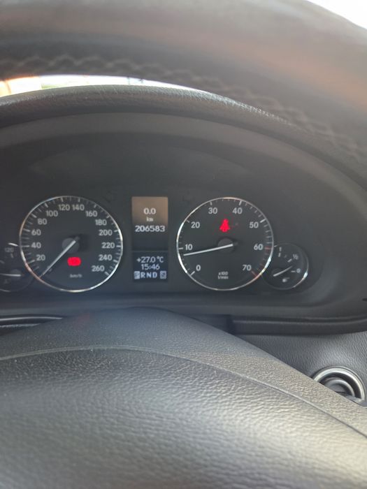 Мерцедес  с240 170 к.с.