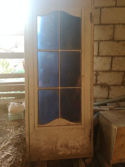 Eshik derazalar bor idialniy