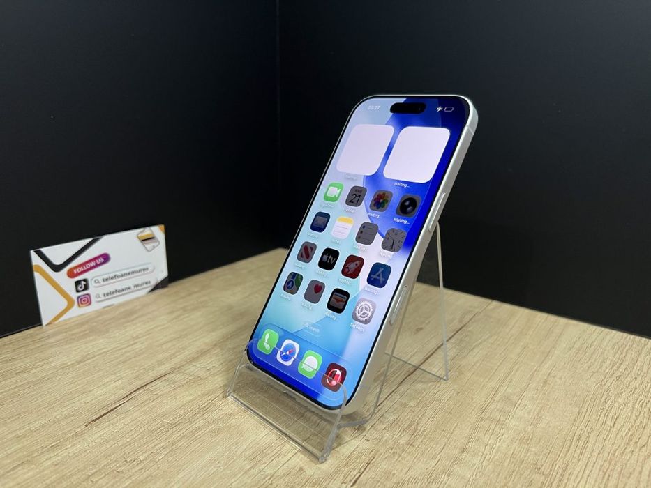 Iphone 17 256Gb White Second-Hand Ca nou 3 ani garanție, Telefoane Mur