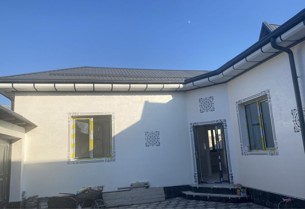 Продается 5-комнатный дом! ЯнгиХаёт, ул.Байналминал!