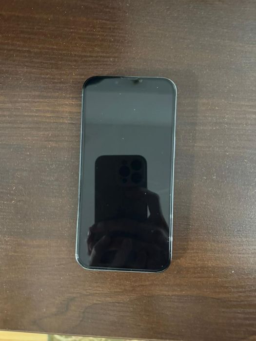 Продам айфон 13 Про