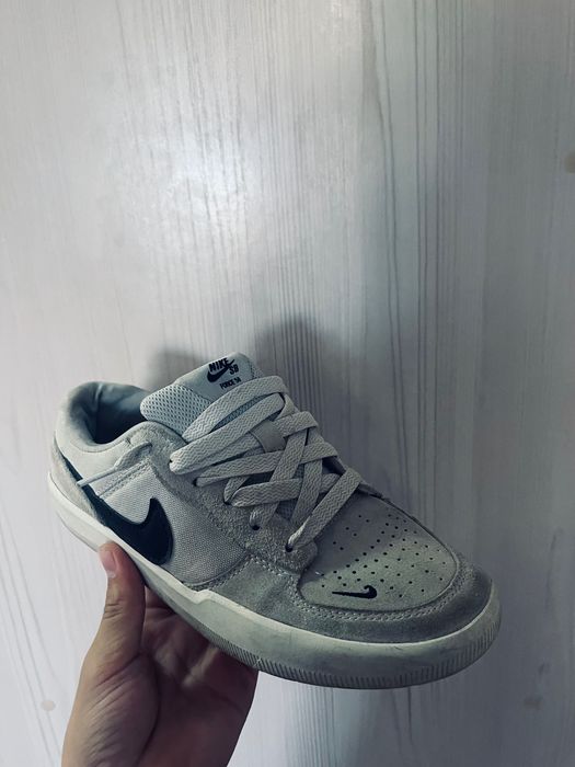 продам кроссовки Nike Forse 58