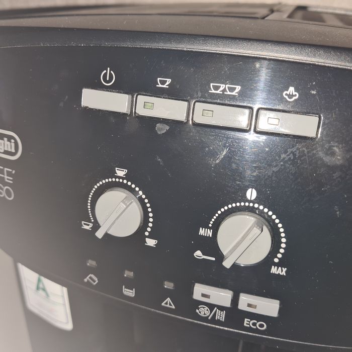 Кофемашина Delonghi coffee corso