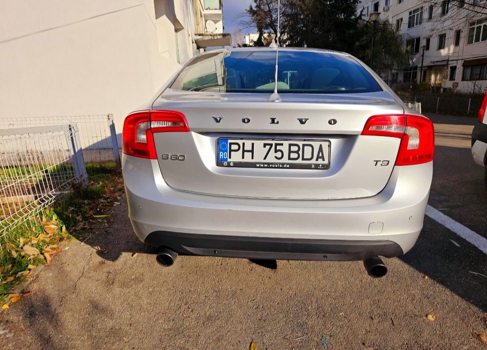 Volvo S60 T3 2012 DRIVE e