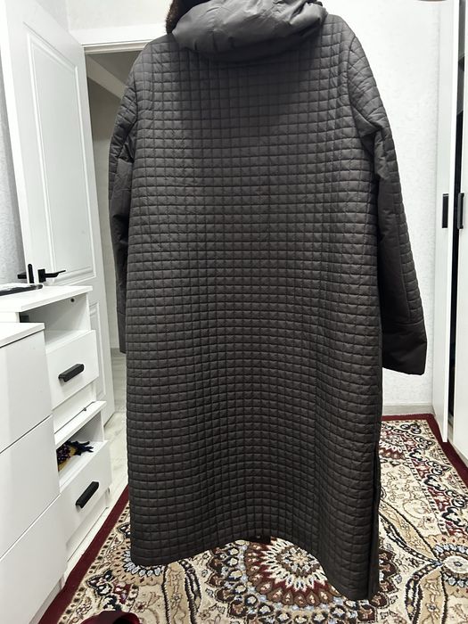 Продается куртка срочна новая