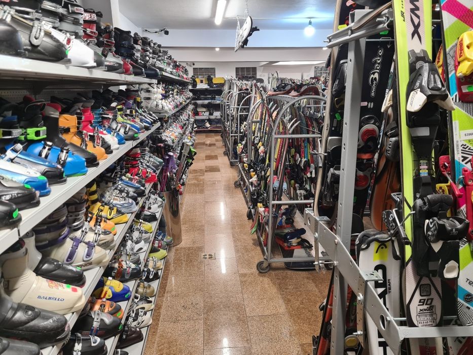 Magazin echipament complet de ski,schi și snowboard, clapari boots