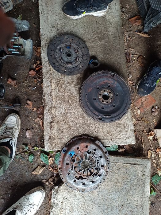 Volanta,kit ambreaiaj passat b5.5 ,6+1 viteze