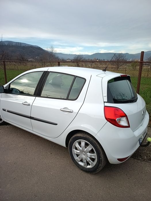 Vând Renault Clio 1.5dci 2012