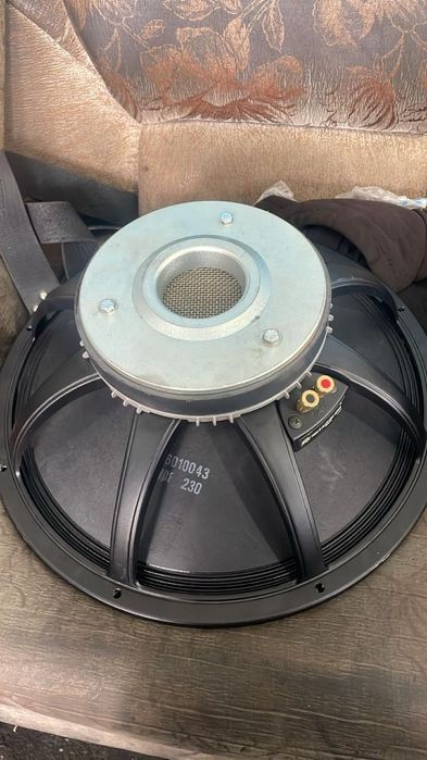 Динамик (калонки)